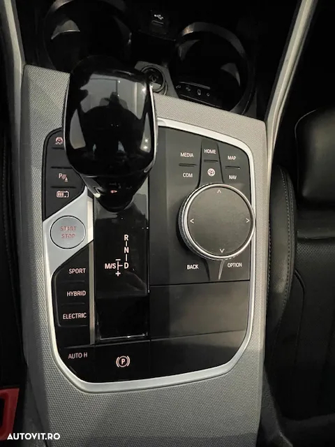 BMW Seria 3 330e Touring Aut. M Sport - 18
