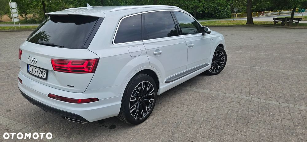 Audi Q7 - 4