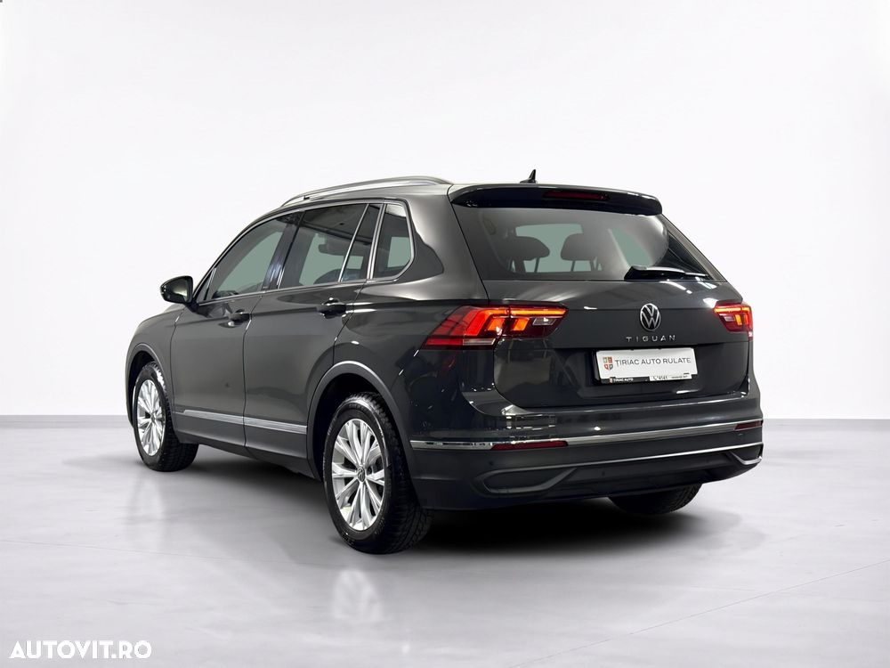 Volkswagen Tiguan - 4