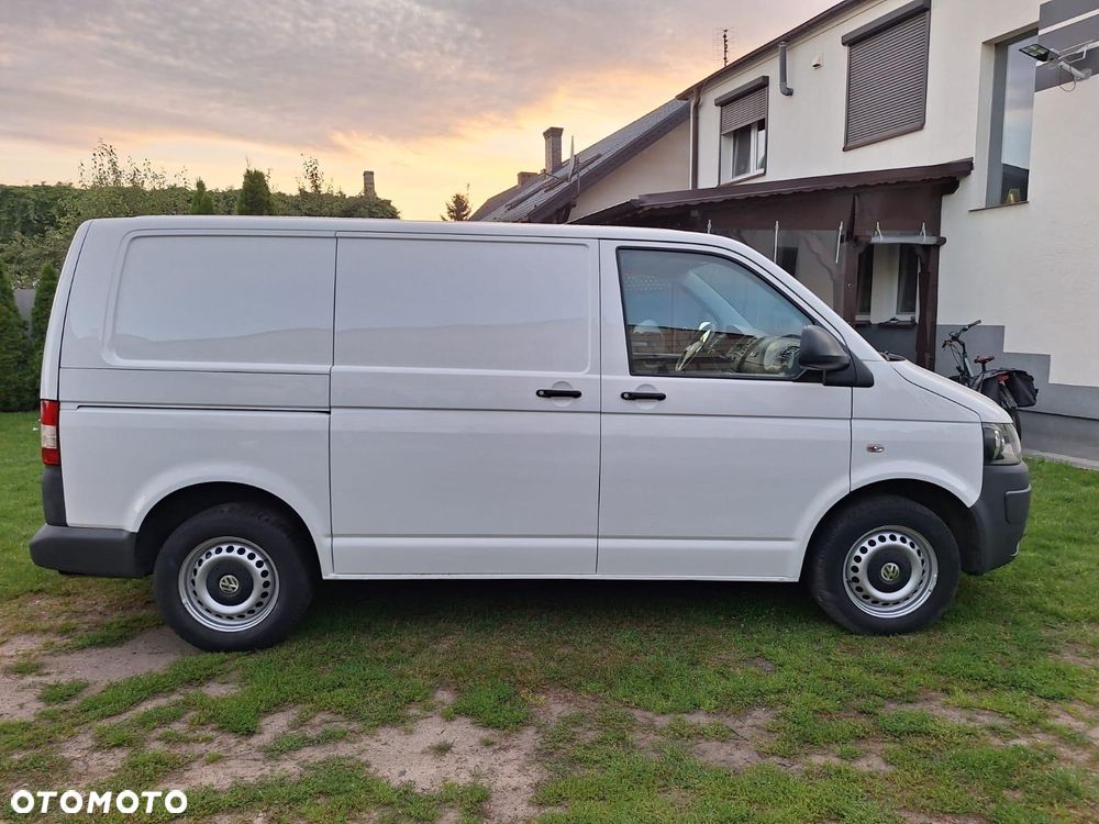 Volkswagen Transporter - 3