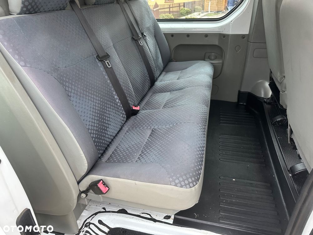 Renault Trafic - 13