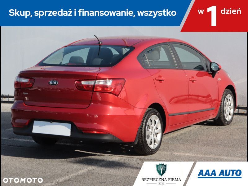 Kia Rio - 7