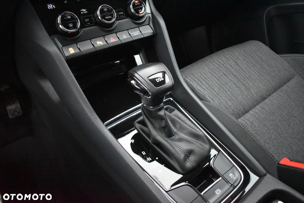 Skoda Karoq 1.5 TSI ACT DSG Style - 28