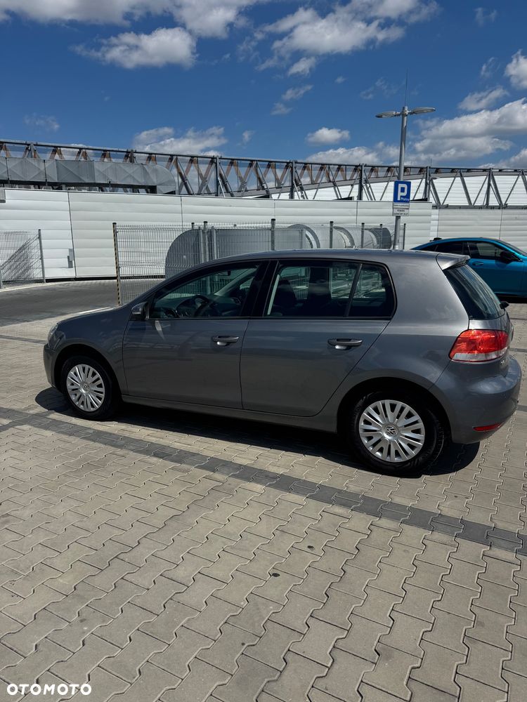 Volkswagen Golf 1.4 Comfortline - 2