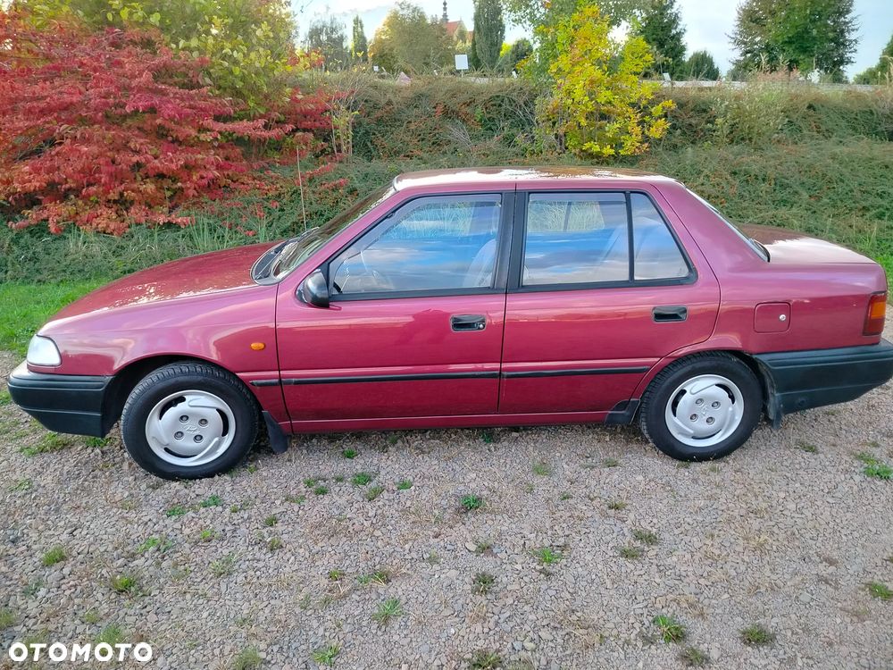 Hyundai Pony - 21