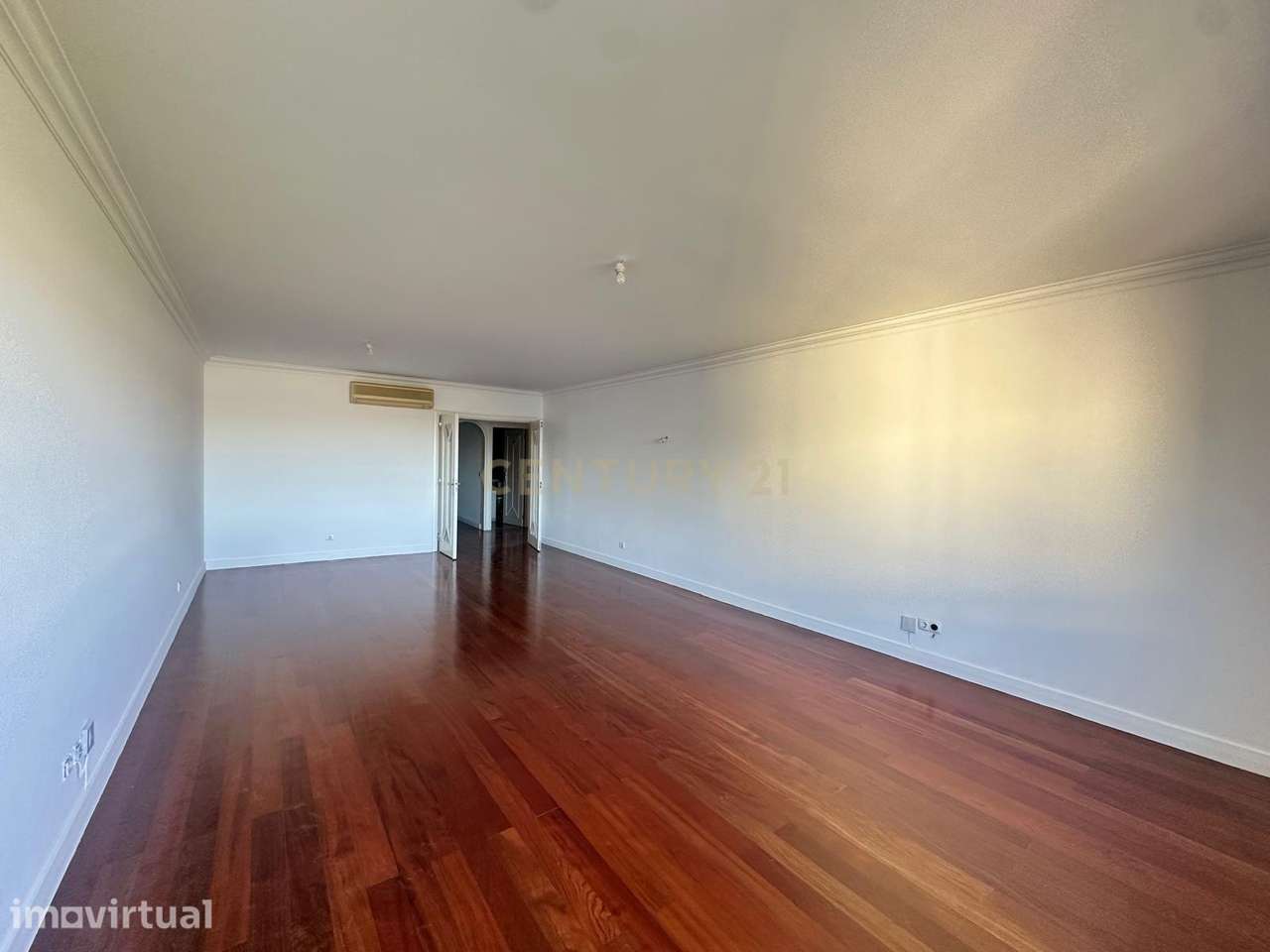 Apartamento T4 em Odivelas com Garagem e Elevador - Grande imagem: 4/26