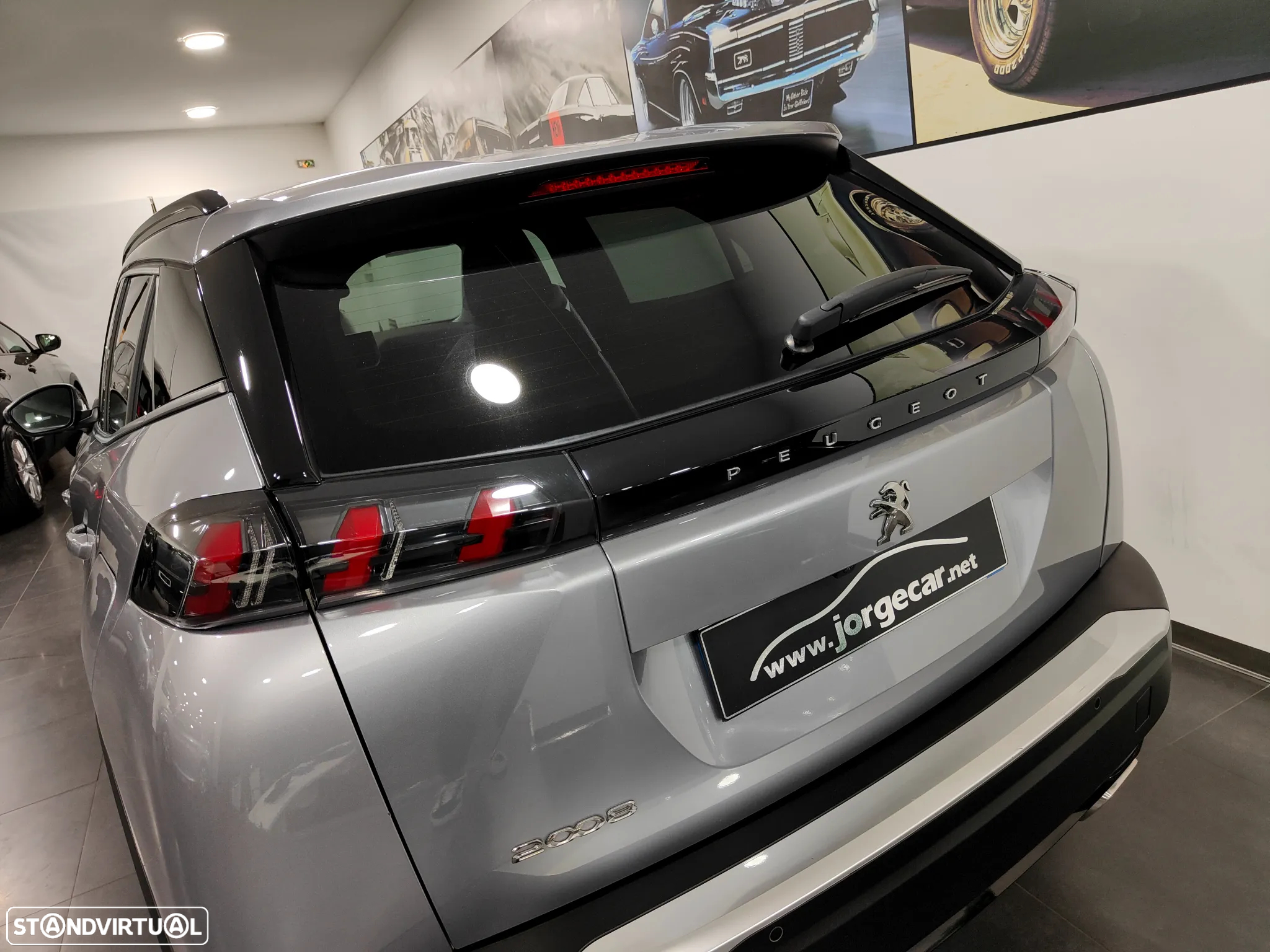Peugeot 2008 1.2 PureTech Allure EAT8 - 18