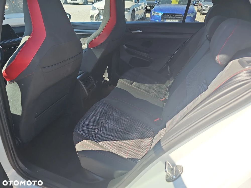 Volkswagen Golf 2.0 TSI GTI DSG - 24