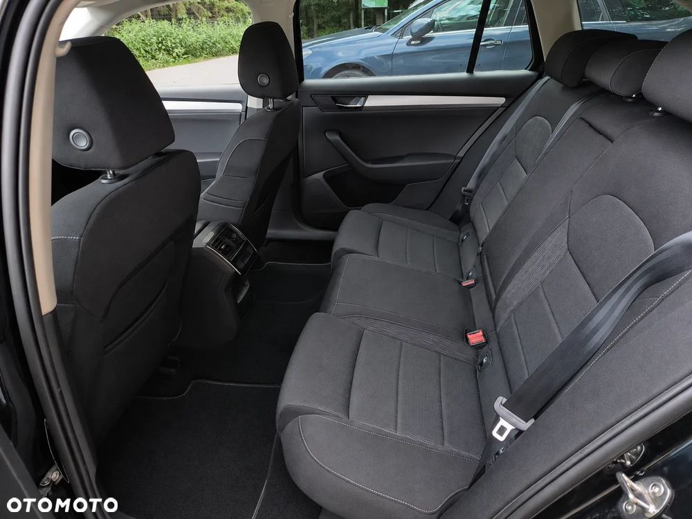 Skoda Superb 2.0 TDI Style DSG7 - 16