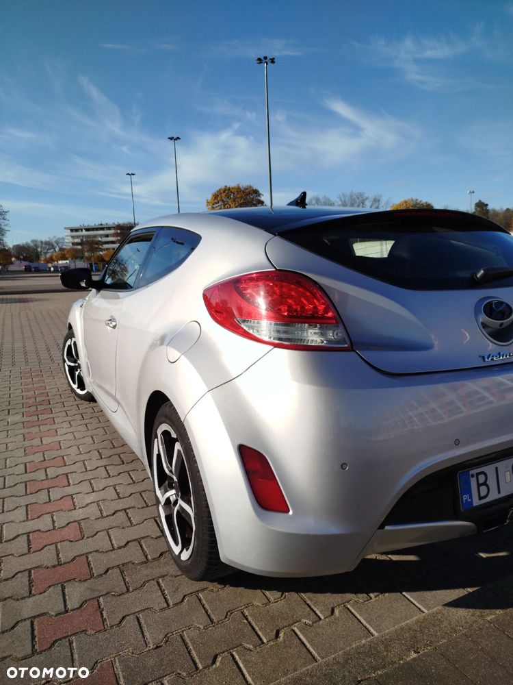Hyundai Veloster 1.6 blue Premium - 3