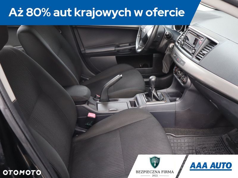 Mitsubishi Lancer - 10