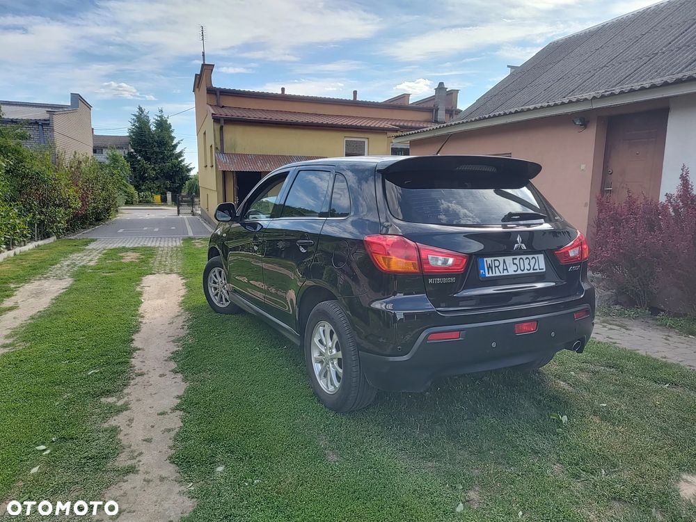 Mitsubishi ASX - 16