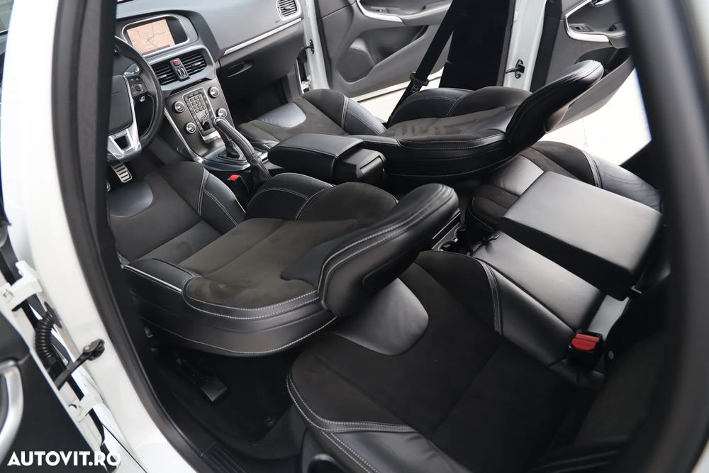 Volvo V40 D3 Geartronic RDesign - 8