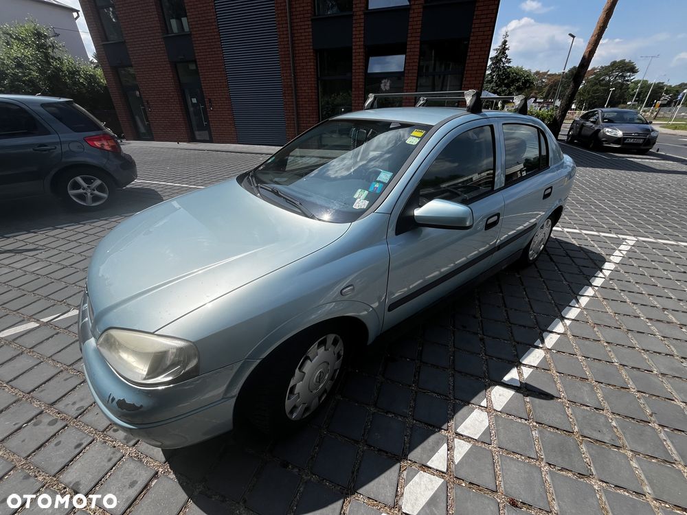 Opel Astra 1.4 Start - 2