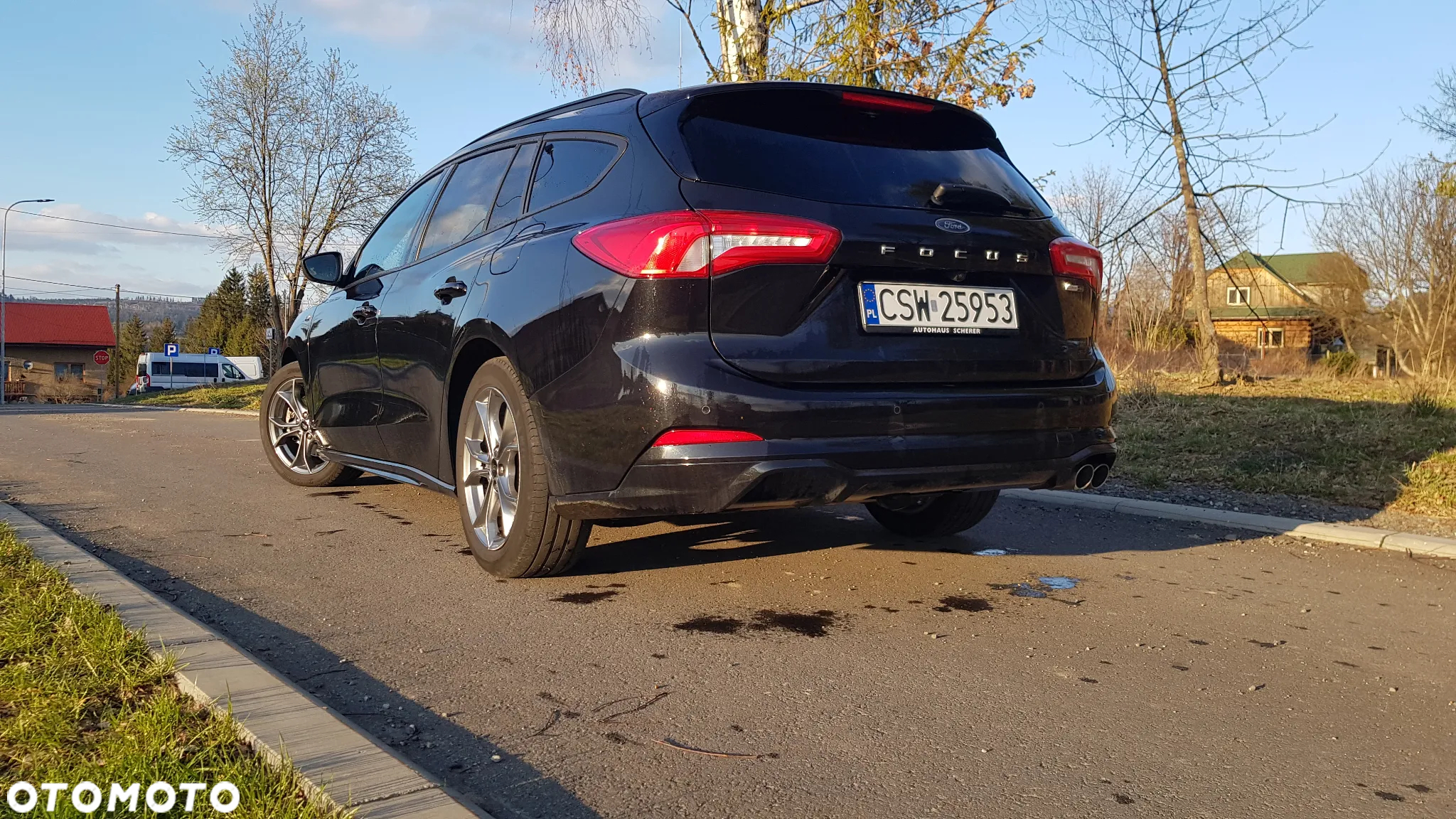 Ford Focus 1.0 EcoBoost Hybrid ST-LINE X - 12