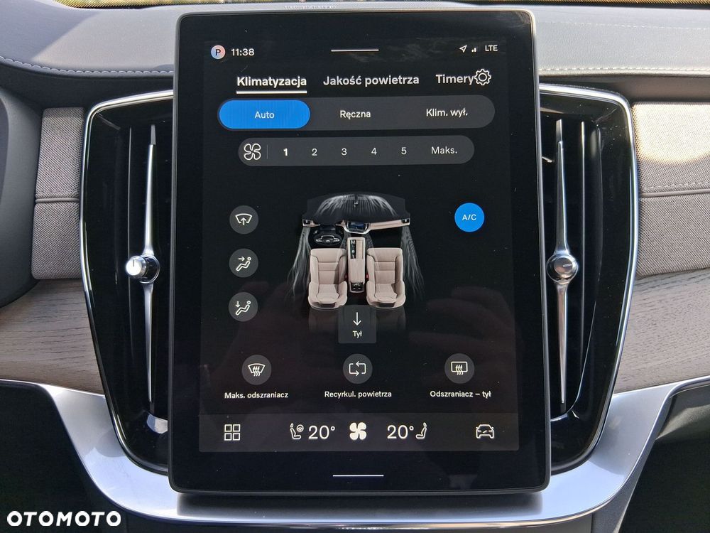 Volvo XC 90 - 26