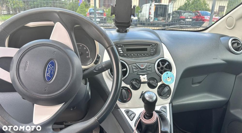 Ford KA 1.2 Trend - 10