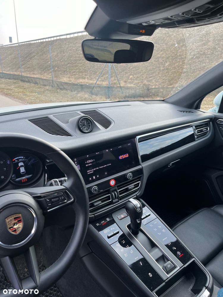 Porsche Macan - 13