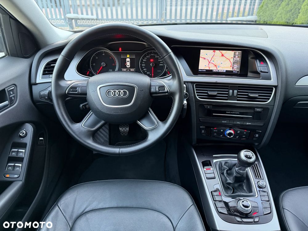 Audi A4 Limousine 2.0 TDI DPF Ambiente - 17