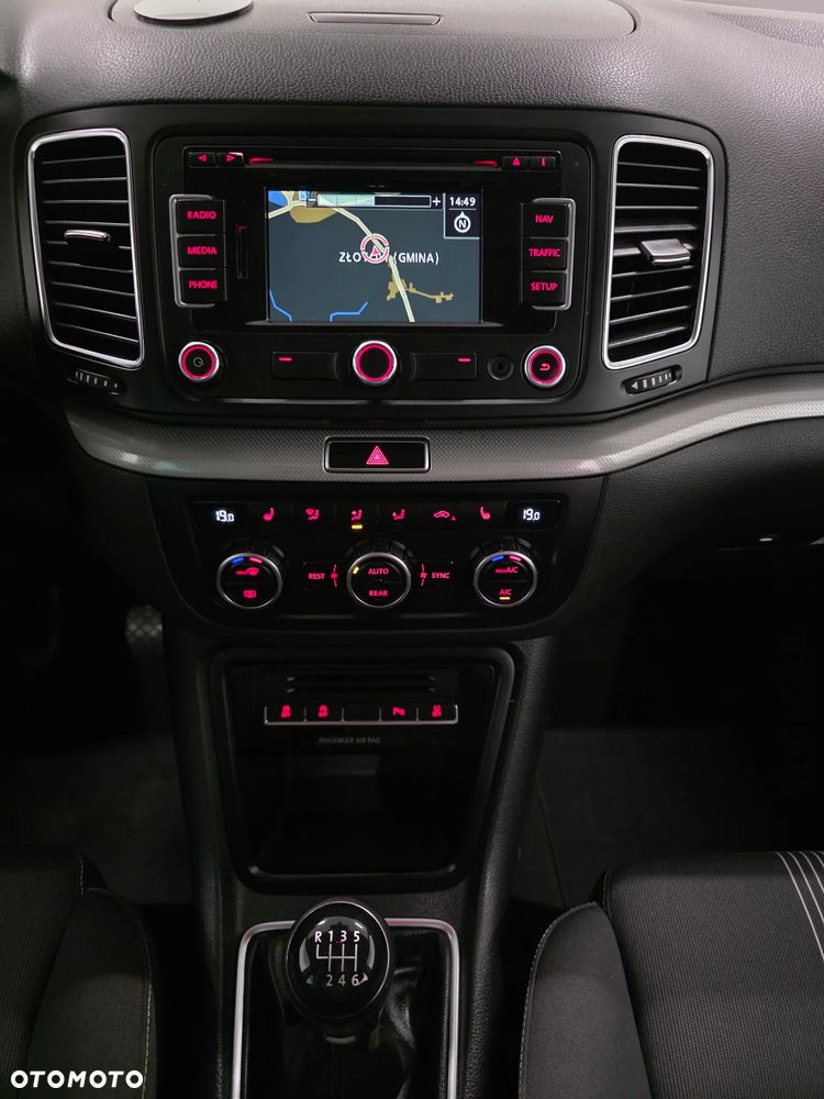 Volkswagen Sharan 2.0 TDI Blue Motion Style - 10