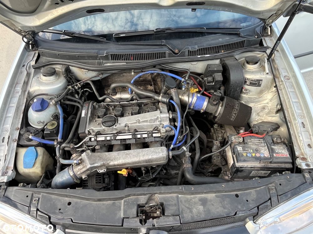 Volkswagen Golf 1.4 Comfortline - 15