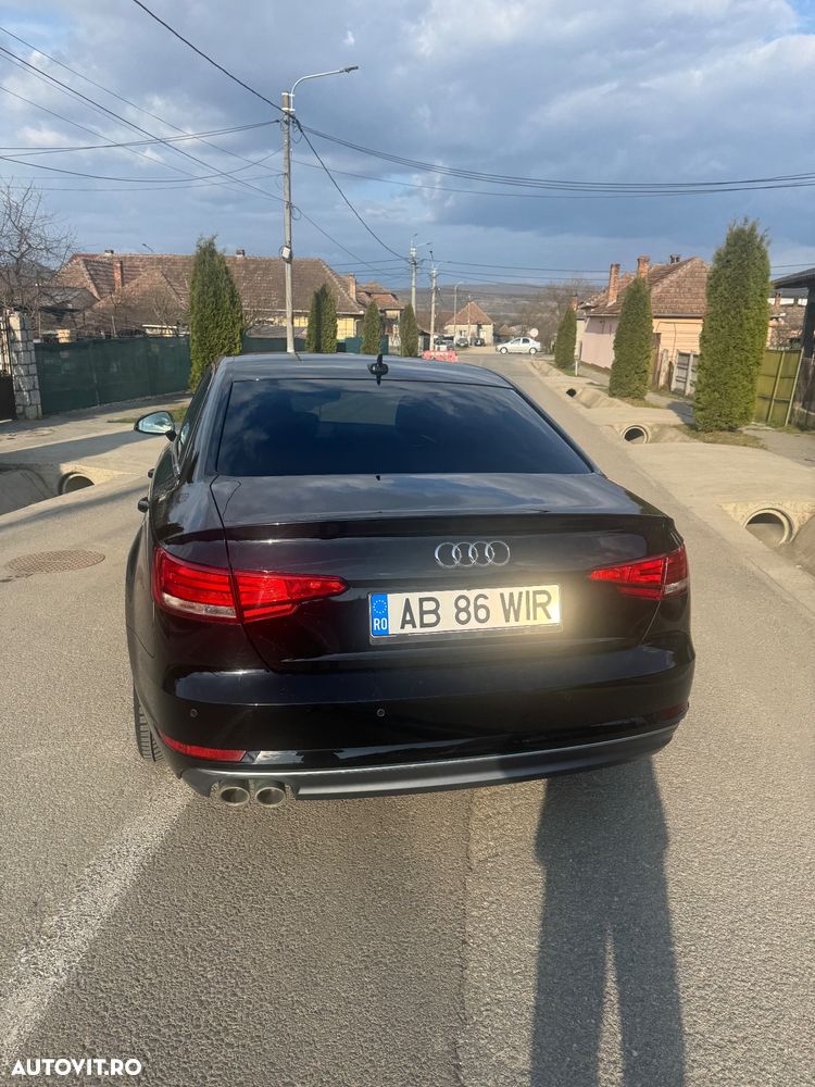 Audi A4 2.0 TDI ultra S tronic design - 2