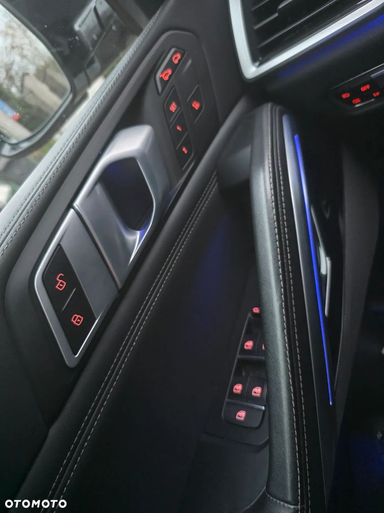 BMW X6 xDrive40d - 28