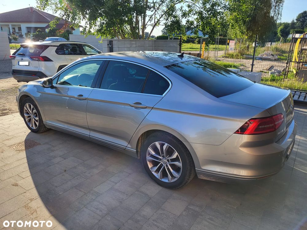 Volkswagen Passat 1.8 TSI BMT Comfortline - 2