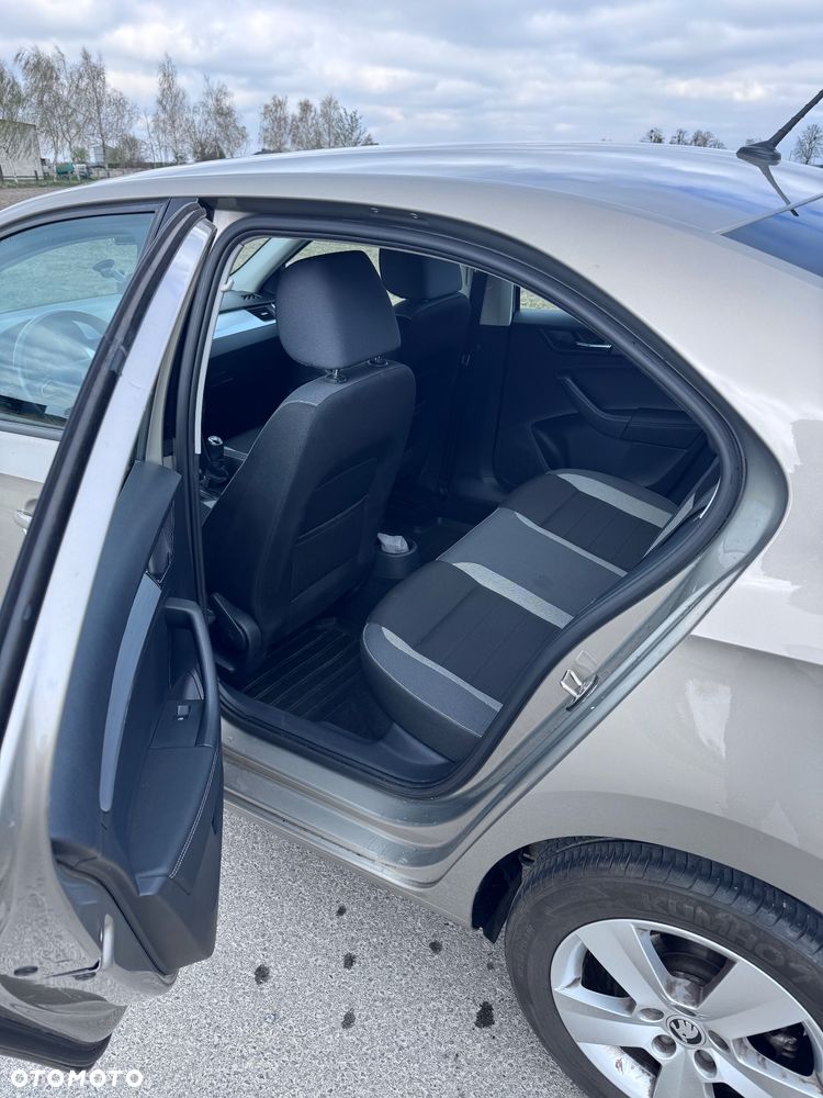 Skoda RAPID 1.0 TSI Ambition - 6