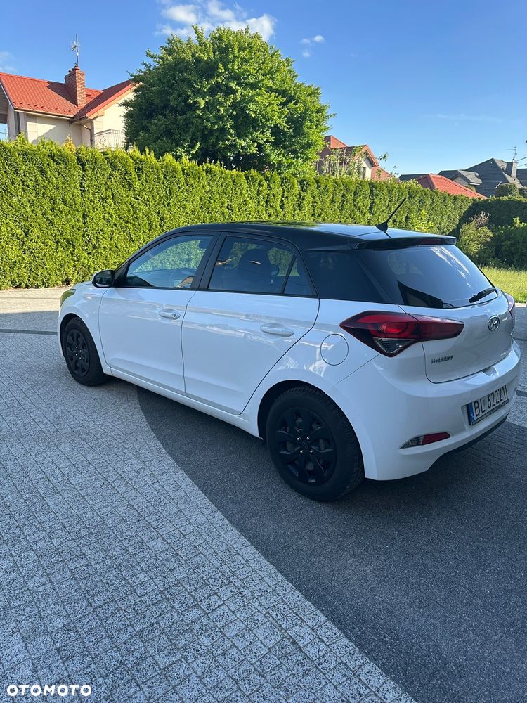 Hyundai i20 1.1 CRDi Passion - 11