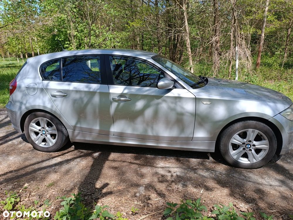 BMW Seria 1 118d DPF - 8