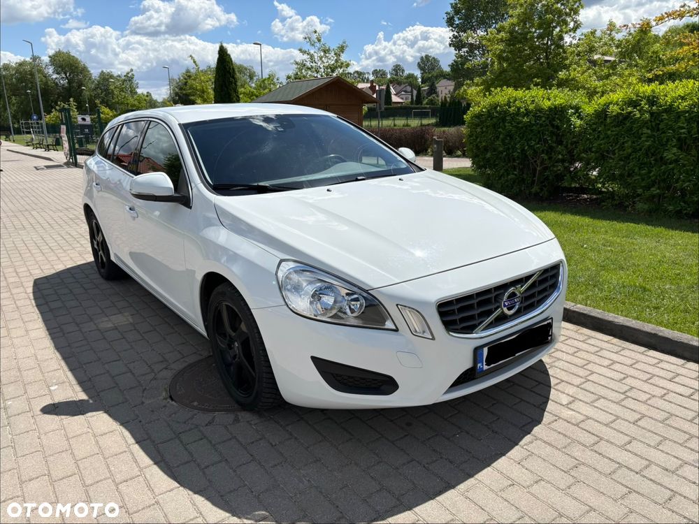 Volvo V60 T4 Geartronic Powershift Momentum - 3