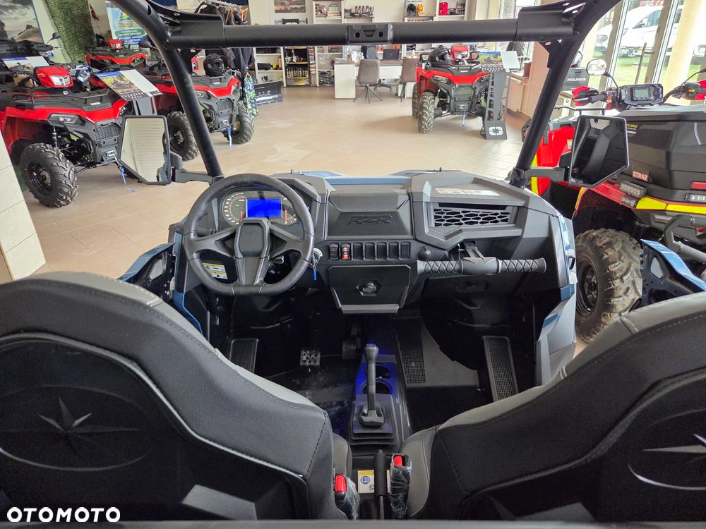 Polaris RZR - 8