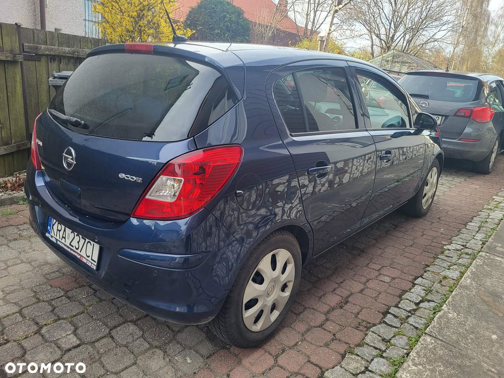 Opel Corsa 1.2 16V Color Edition - 4