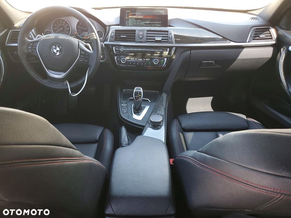 BMW Seria 3 330i xDrive Edition M Sport Shadow - 9