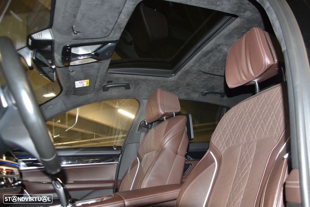 BMW 740 e iPerformance Pack M - 20