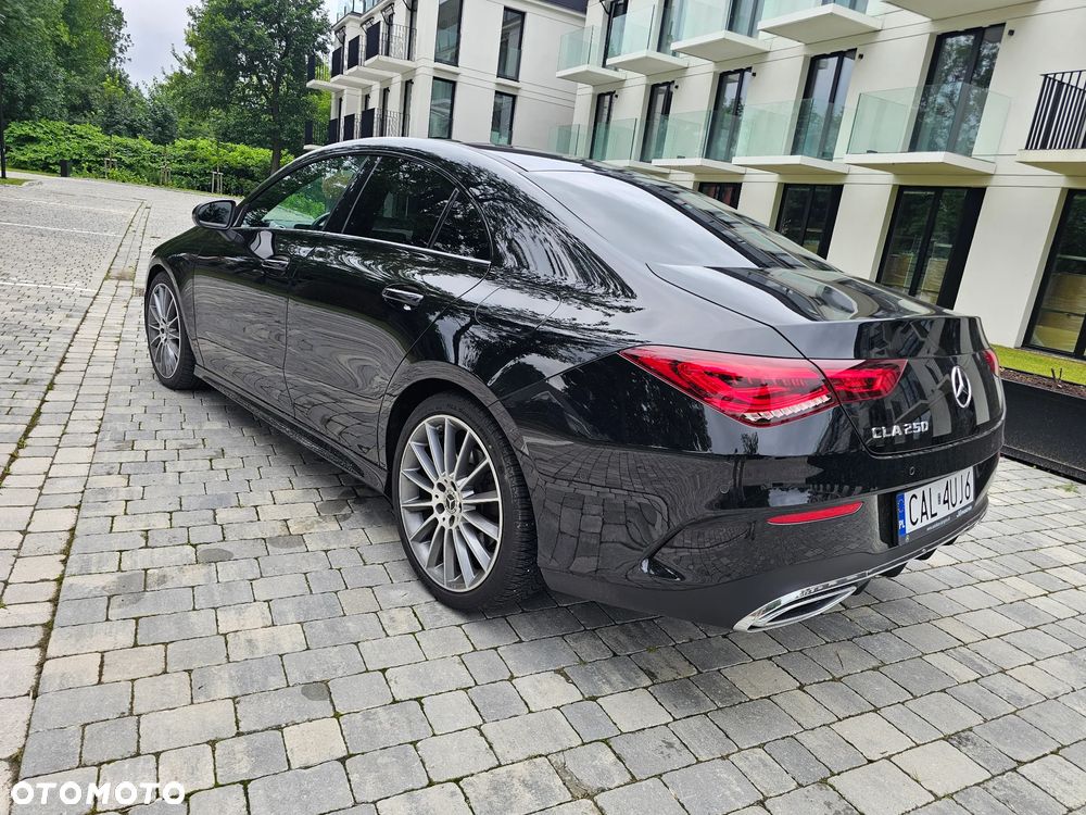 Mercedes-Benz CLA 250 AMG Line 7G-DCT - 21