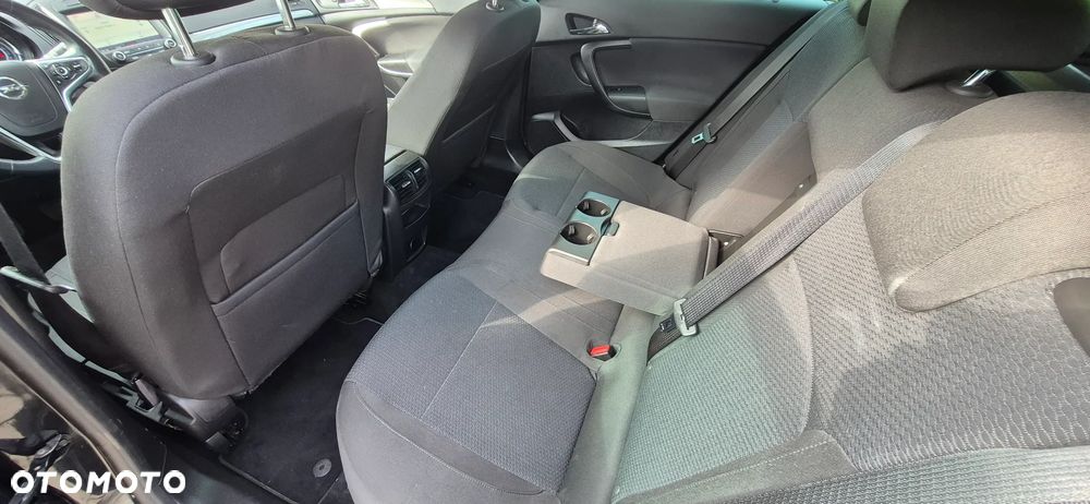 Opel Insignia - 10