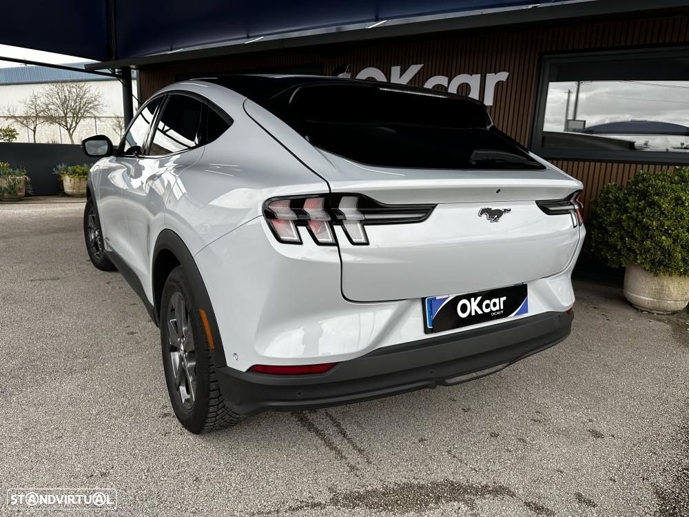 Ford Mustang Mach-E Standard - 16