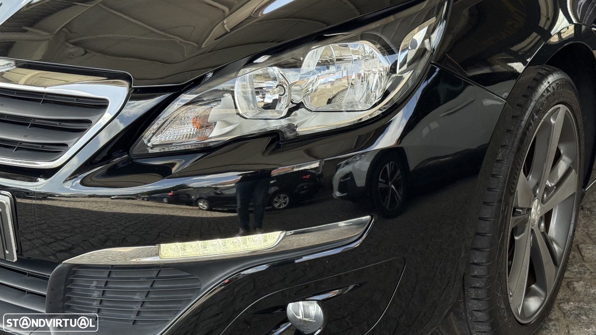 Peugeot 308 1.2 PureTech Allure J17 - 4