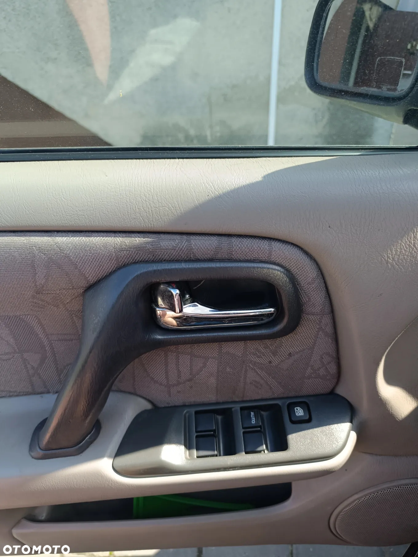Nissan Primera - 14