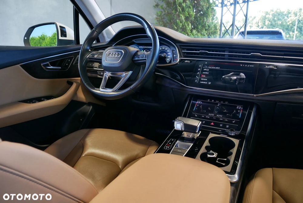 Audi Q7 - 19