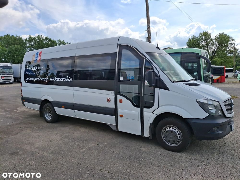 Mercedes-Benz Sprinter - 1