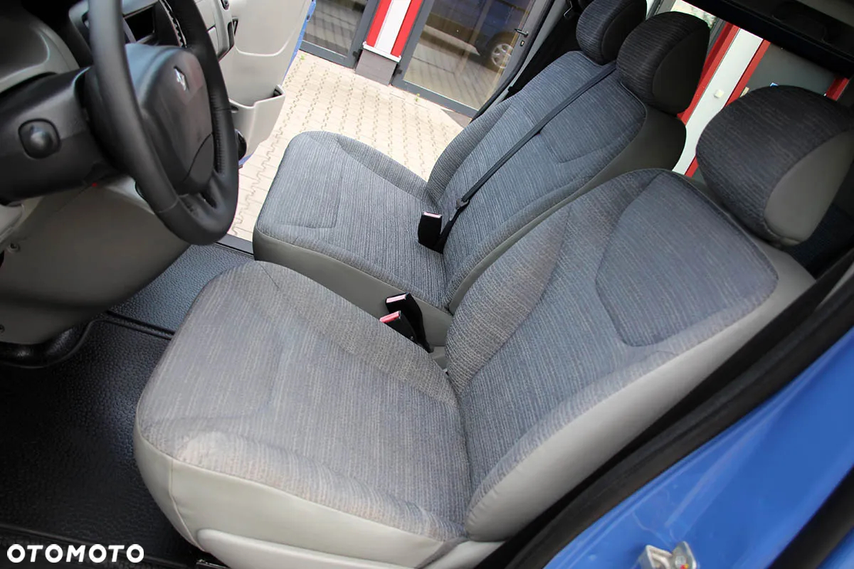 Renault TRAFIC LONG*Brygadowy 6 Miejsc*Tylko 239,oookm! - 25