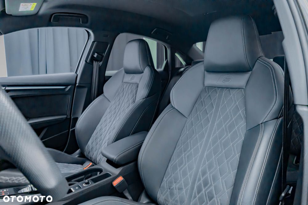 Audi S3 TFSI quattro S tronic - 36