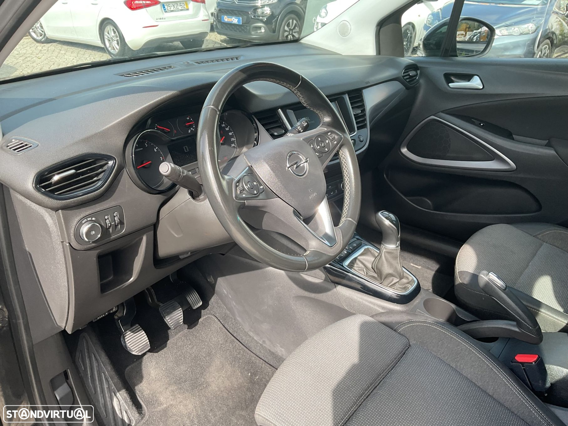 Opel Crossland X 1.2 Business Edition - 29