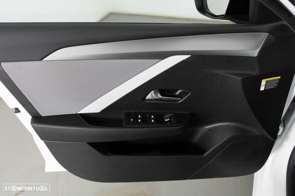 Opel Astra 1.2 T Edition Aut. - 19