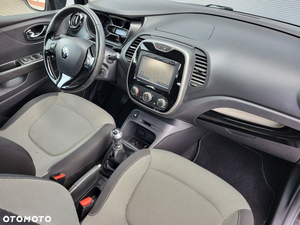 Renault Captur - 23