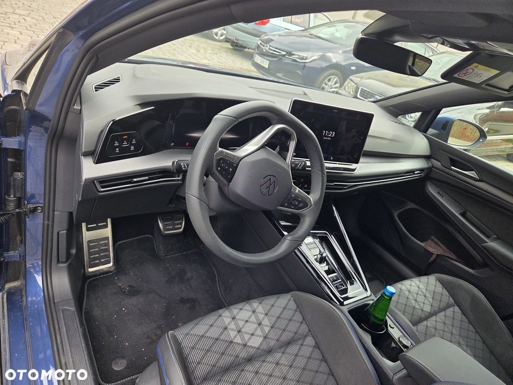 Volkswagen Golf 1.5 eTSI mHEV R-Line DSG - 21