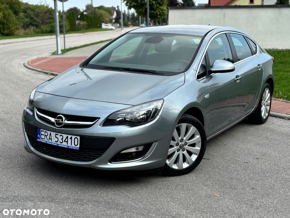 Opel Astra 1.4 ecoFLEX Cosmo - 6